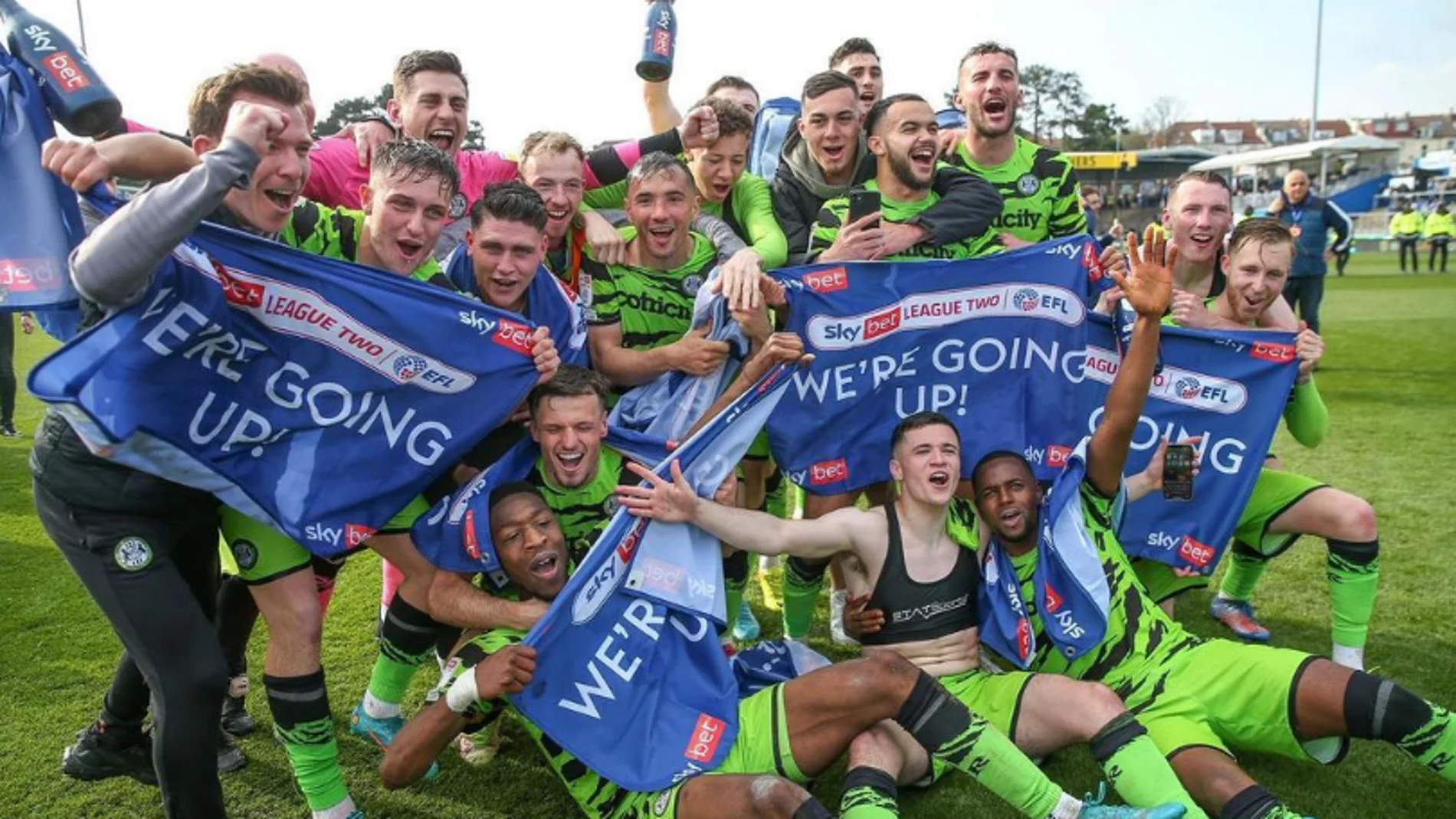Forest Green Rovers celebra su histórico ascenso