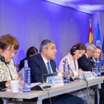 La ministra de Industria, Comercio y Turismo, Reyes Maroto (3i), durante la asamblea extraordinaria de la Organización Mundial del Turismo (OMT)