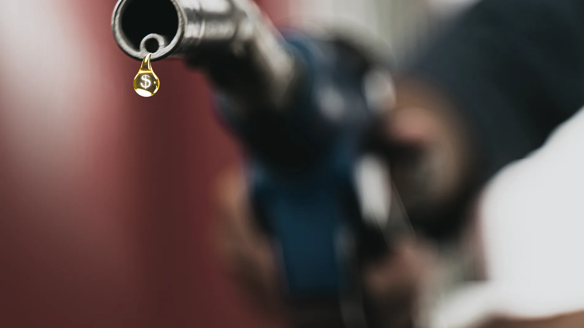 Los precios del gasóleo no se van a frenar, incluso por encima de las gasolinas, debido al encarecimiento conjunto del petróleo, el gas, su refino, transporte y distribución