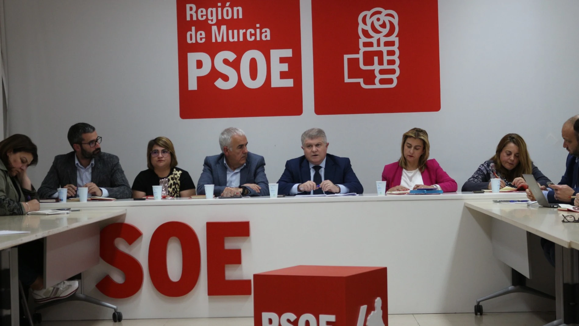 El secretario general del Partido Socialista de la Región de Murcia, Pepe Vélez, en la Ejecutiva del PSRM