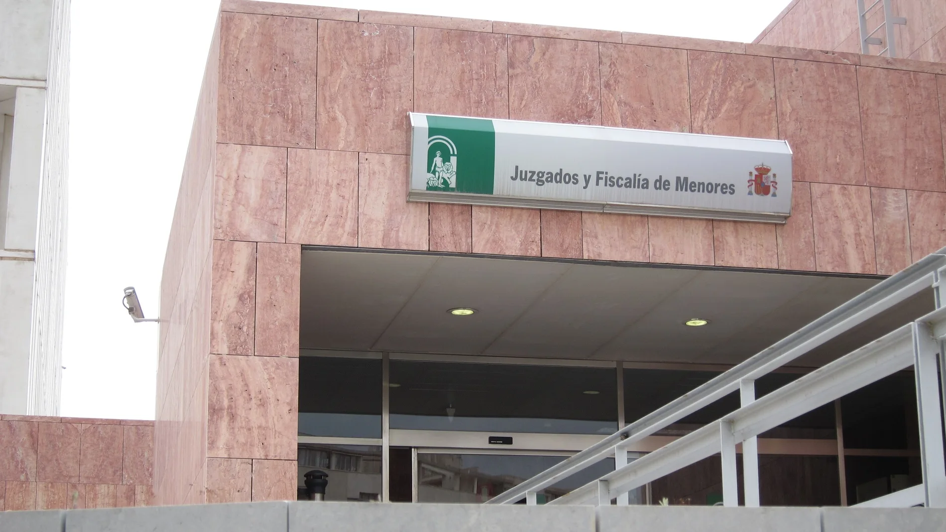 Fachada de los Juzgados y Fiscalía de menores