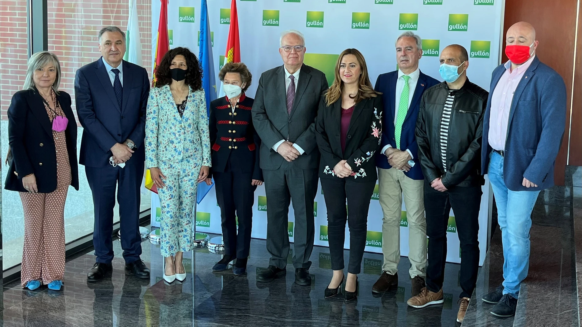 La delegada del Gobierno, Virginia Barcones, presenta en Aguilar de Campoo el PERTE Agroalimentario a la empresa Galletas Gullón