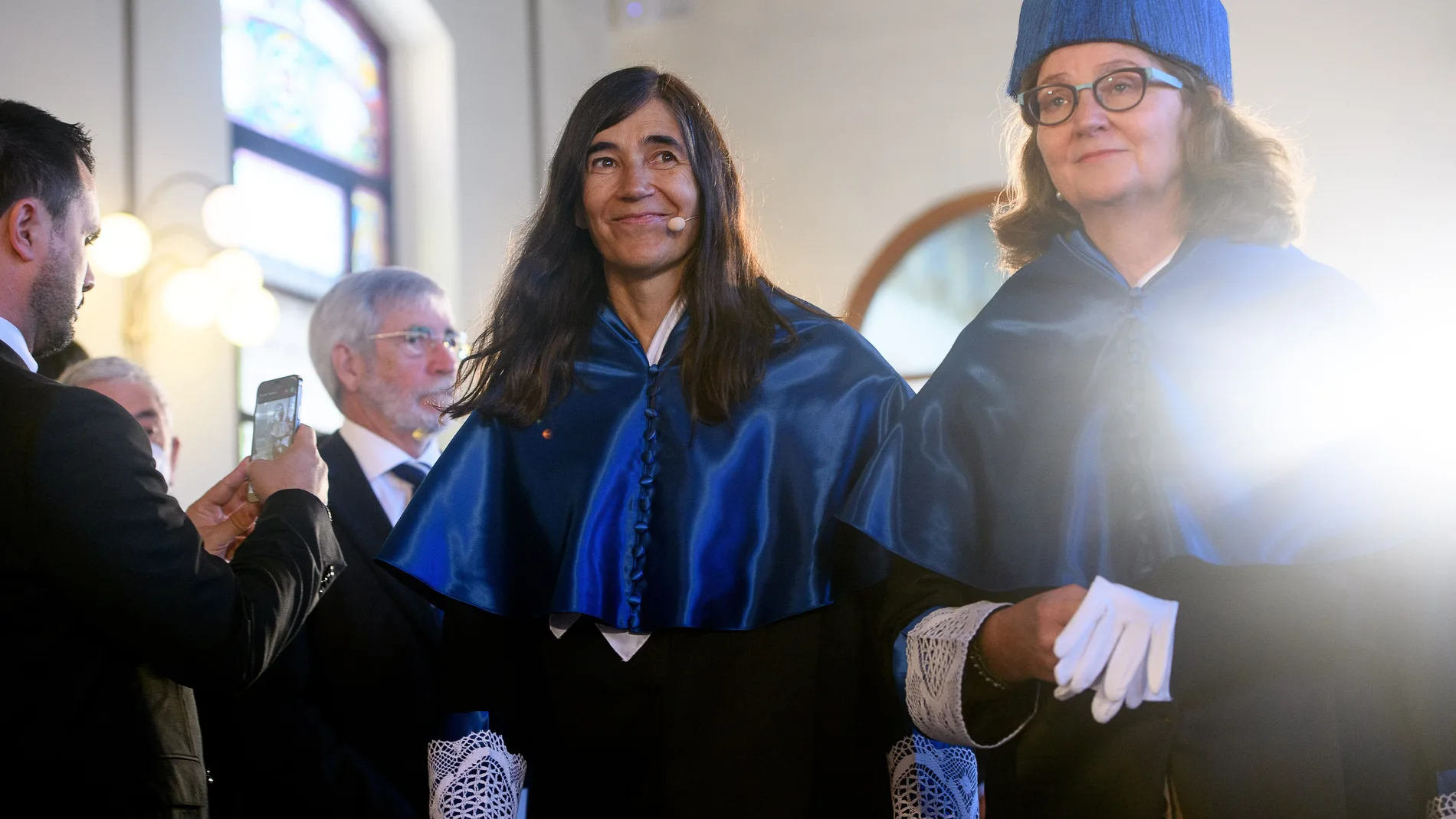 La directora del Centro Nacional de Investigaciones Oncológicas (CNIO), María Blasco , recibe el nombramiento como doctora "honoris causa" por la Universidad Internacional de Valencia