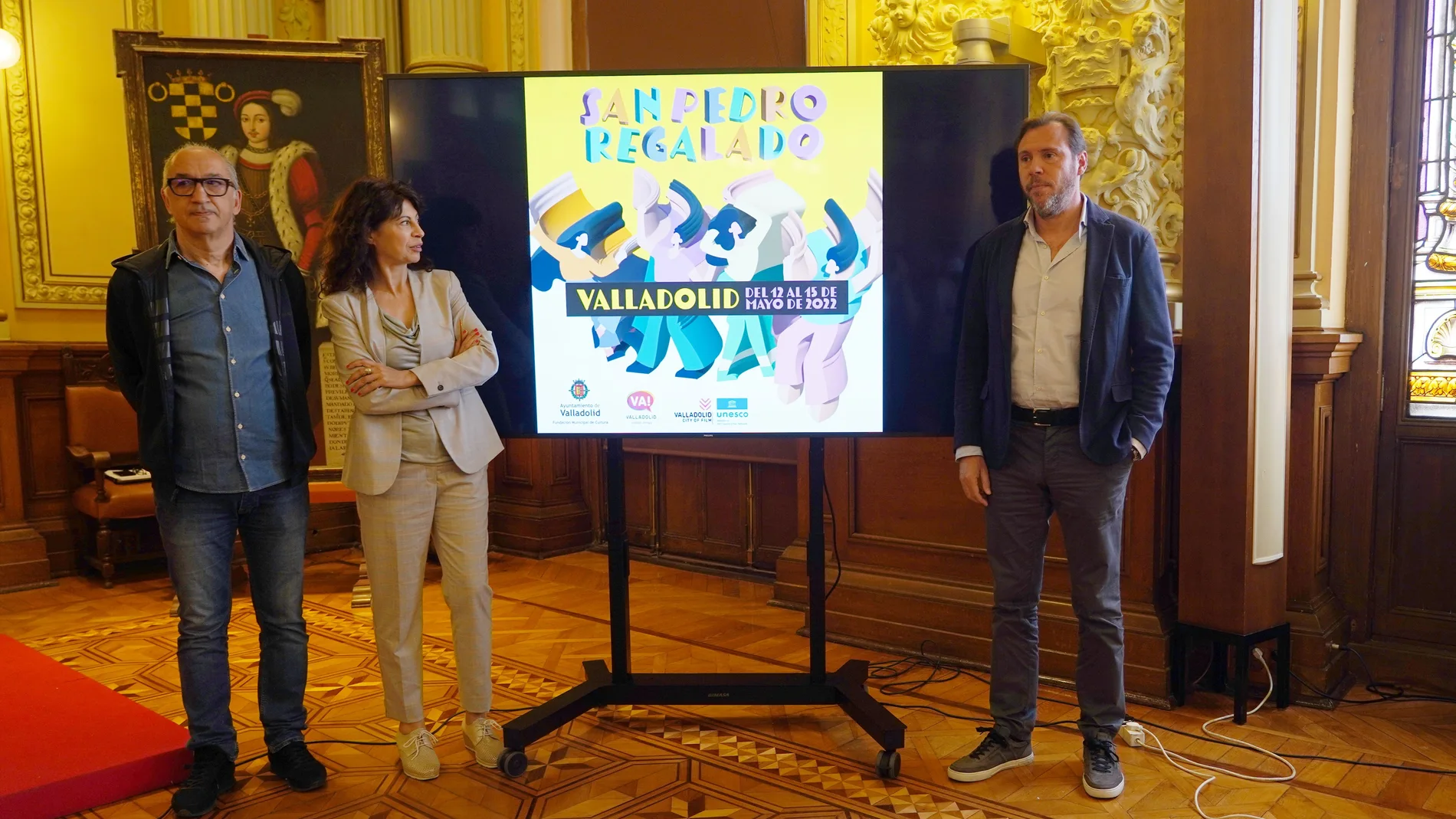 El alcalde de Valladolid, Óscar Puente, presenta el programa de las Fiestas Patronales de San Pedro Regalado junto a la concejal Ana Redondo