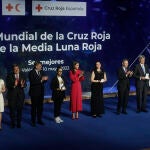La reina Letizia, entrega las condecoraciones de Cruz Roja 2022