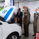 El general Francisco Javier Varela (ex JEME) visita el centro nacional del hidrogeno en 2021.