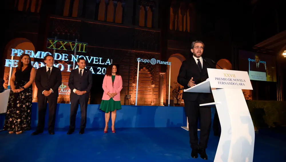Máximo Huerta, ganador del Premio, dedicó unas emotivas palabras a su madre y agradeció el galardón al jurado y al Grupo Planeta