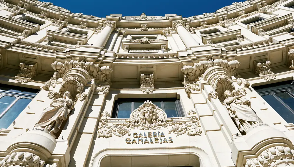 Facha histórica de Galería Canalejas.