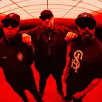 De izquierda a derecha, Eric Bobo, B-Real y Sen Dog, componentes de la banda de hip hop Cypress Hill