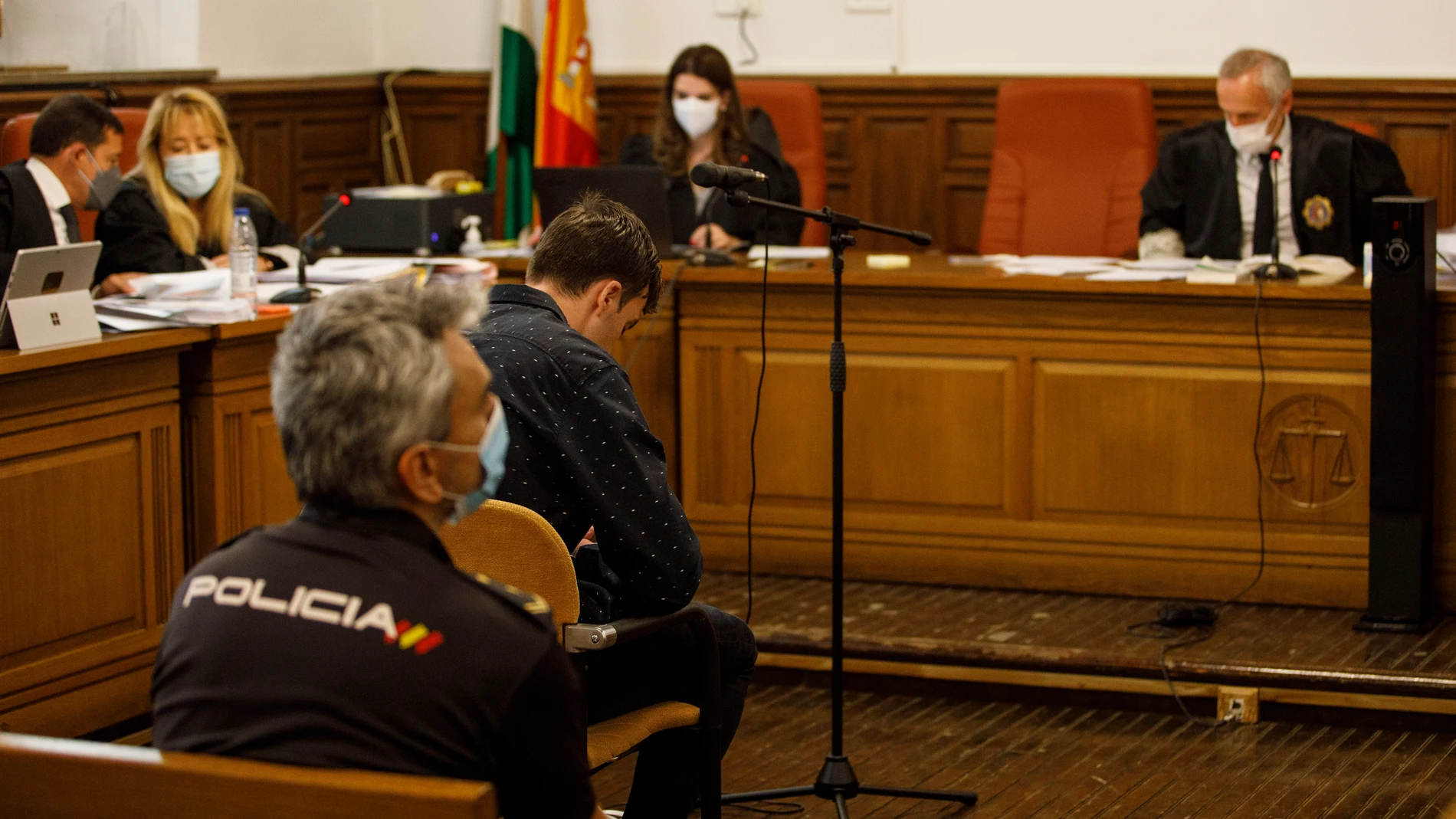 El legionario acusado de asesinar el 8 de febrero de 2020 a su expareja en Zadin en la Audiencia de Granada. Álex Cámara / Europa Press