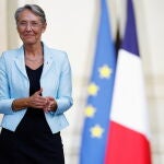 Elisabeth Borne es desde la tarde de este lunes la nueva jefa de gobierno en Francia