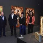 De izquierda a derecha: el director de Patrimonio y Colección del Musée du Quai Branly, Yves Le Fur; el director corporativo de Cultura y Ciencia de la Fundación ”la Caixa”, Ignasi Miró; la comisaria y fundadora de la revista HEY! modern art & pop culture, Anne Richard, y la directora de CaixaForum Barcelona, Mireia Domingo, han presentado en CaixaForum Barcelona la exposición Tattoo. Arte bajo la piel.