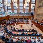 Vista del hemiciclo en una sesión plenaria, en la Asamblea de Madrid