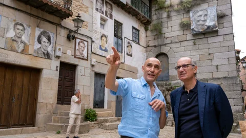 El presidente de la Diputación de Salamanca, Javier Iglesias, participa en el acto del X Aniversario de la exposición ''''Retrata2-388''''.