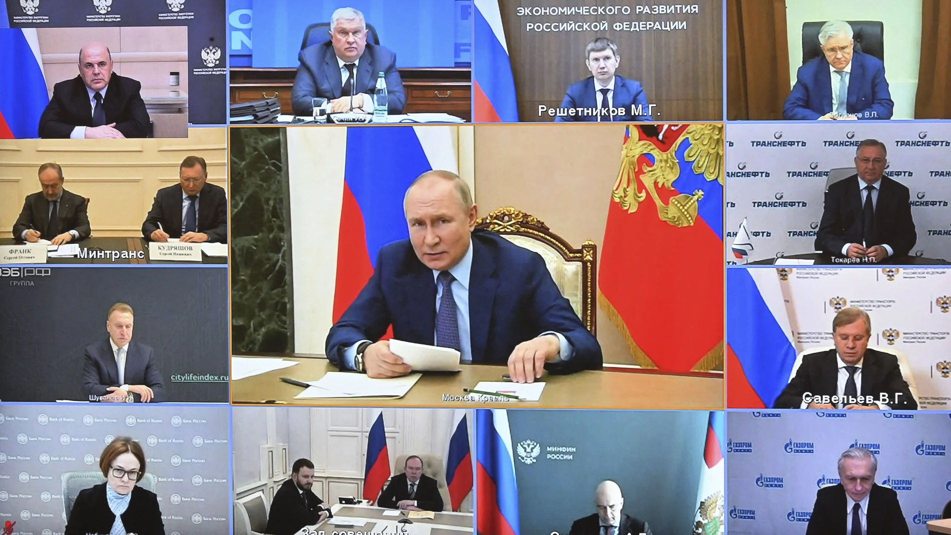 El presidente de Rusia, Vladimir Putin, durante una videoconferencia junto al Kremlin