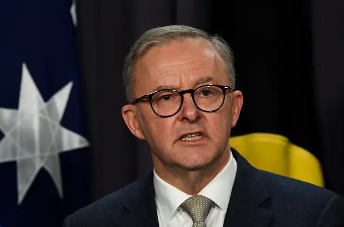 El primer ministro australiano pone fin a su soltería