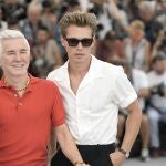 Baz Luhrmann (izda.) y Austin Butler, en la alfombra roja de Cannes