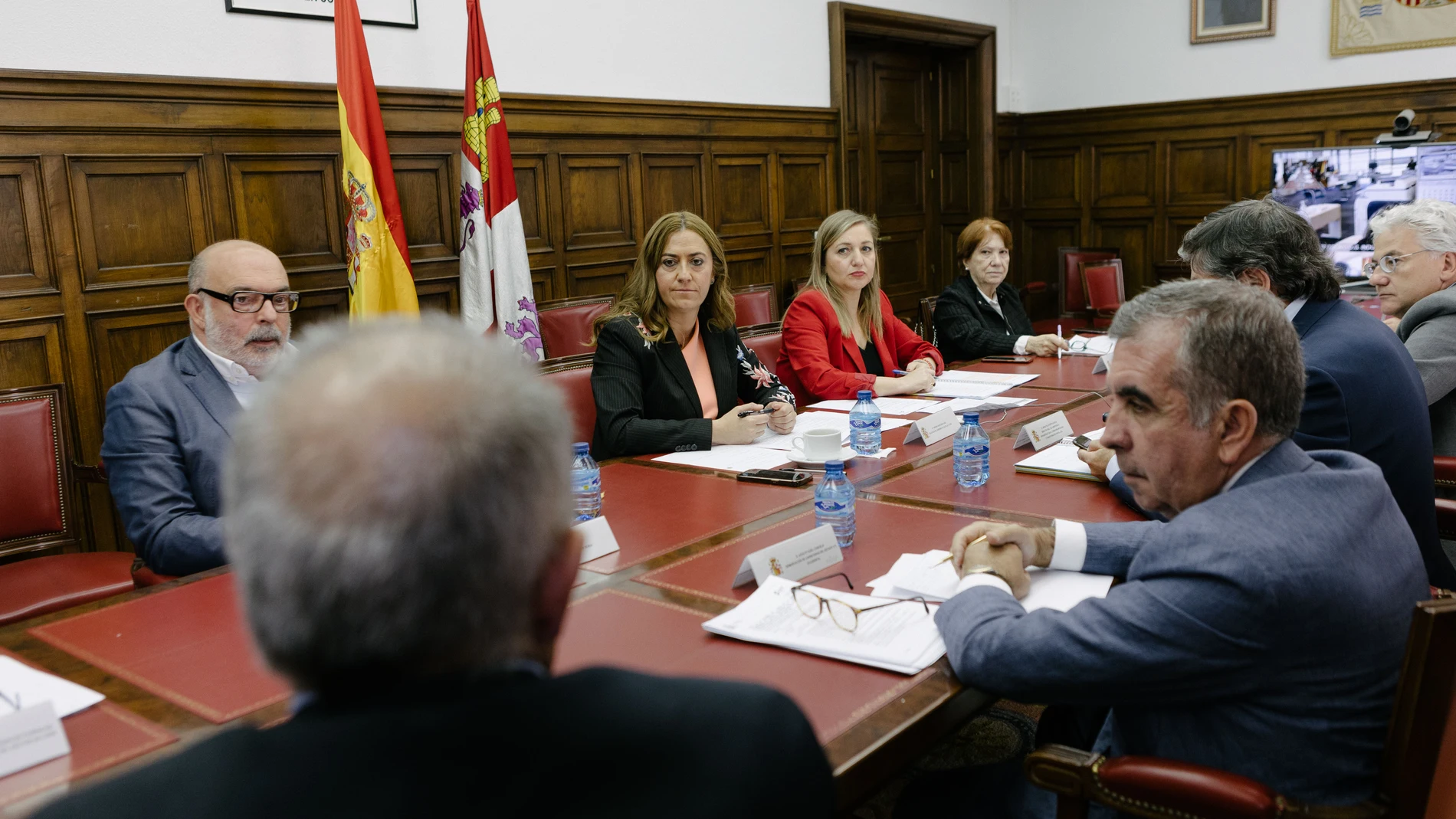 La delegada del Gobierno en Castilla y León, Virginia Barcones, preside la Comisión autonómica de Tr�áfico, Seguridad Vial y Movilidad Sostenible