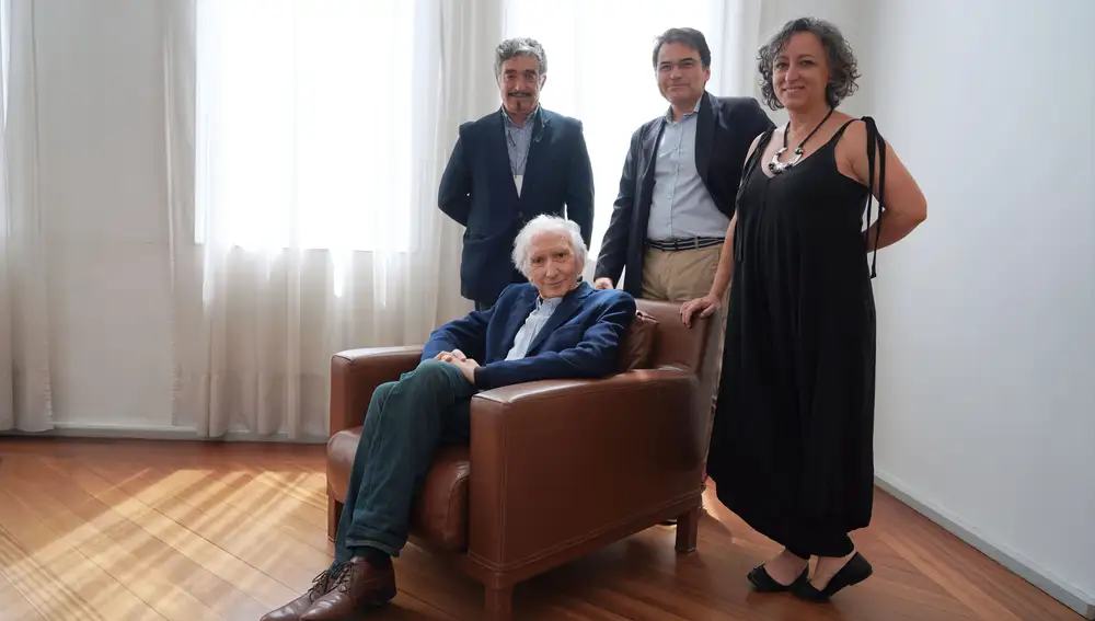El dramaturgo vallisoletano José Luis Alonso de Santos presenta "Mil amaneceres" junto a Luis Orcajo y Reme Rodríguez
