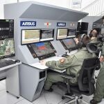 Simulador de centro de control de drones de Airbus en la Escuela Militar de UAS del GRUEMA del Ejército del Aire.