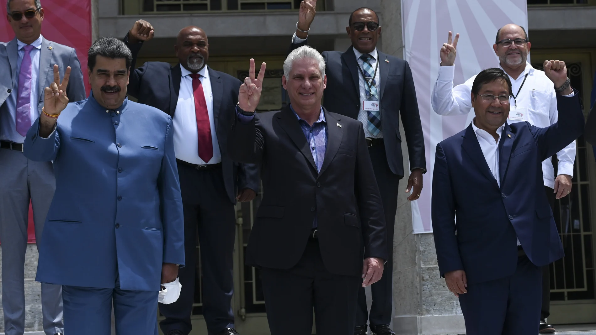 Los presidente de Venezuela, Nicolás Maduro; Cuba, Miguel Diaz Canel, y Bolivia, Luis Arce, en La Habana