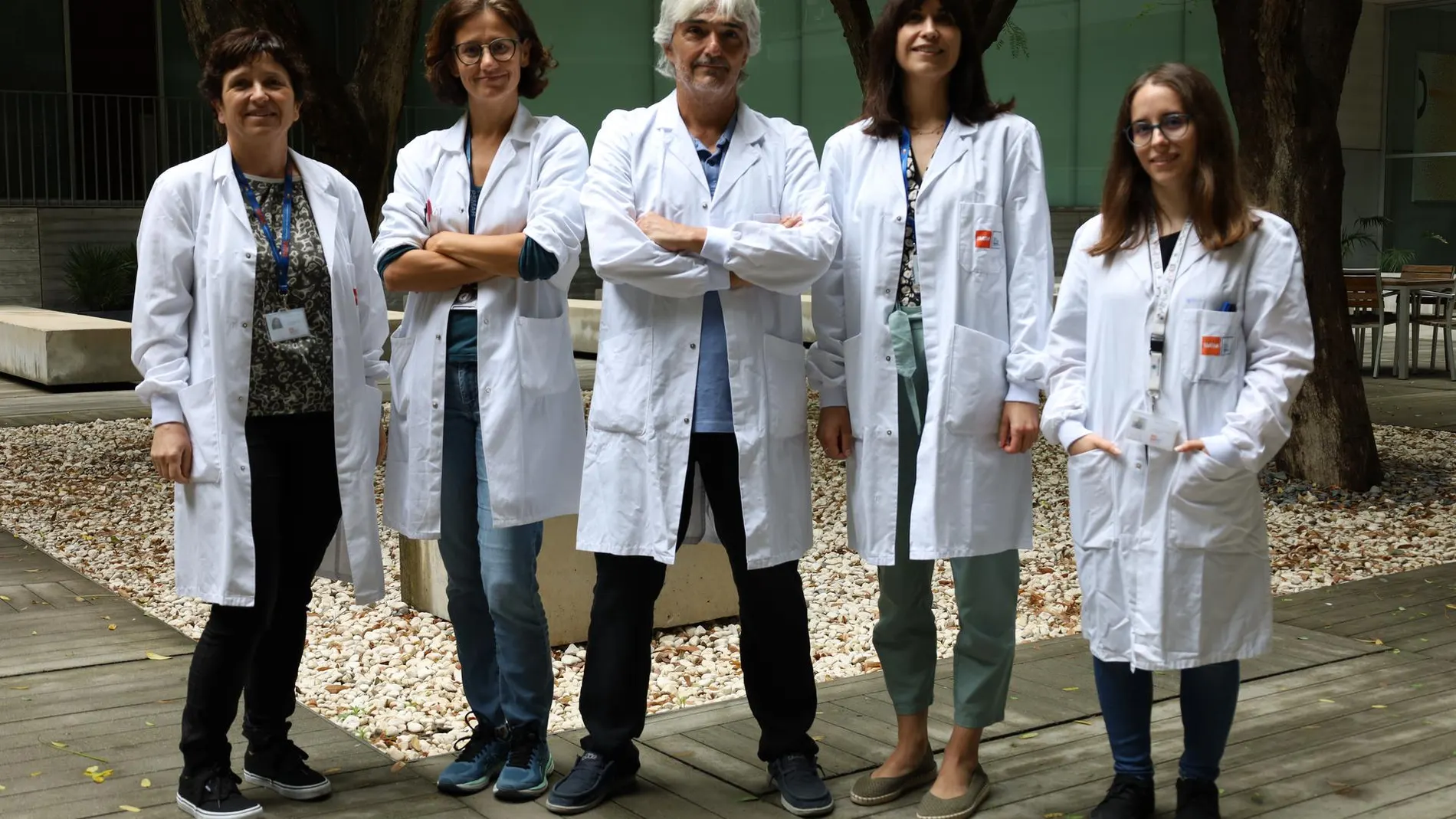 El equipo de investigadores: Anna Bigas, Mar Iglesias, Lluís Espinosa, Teresa Lobo y Laura Solé