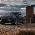 Lexus RZ450e
