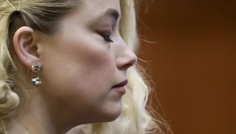 Amber Heard durante la sentencia del juicio
