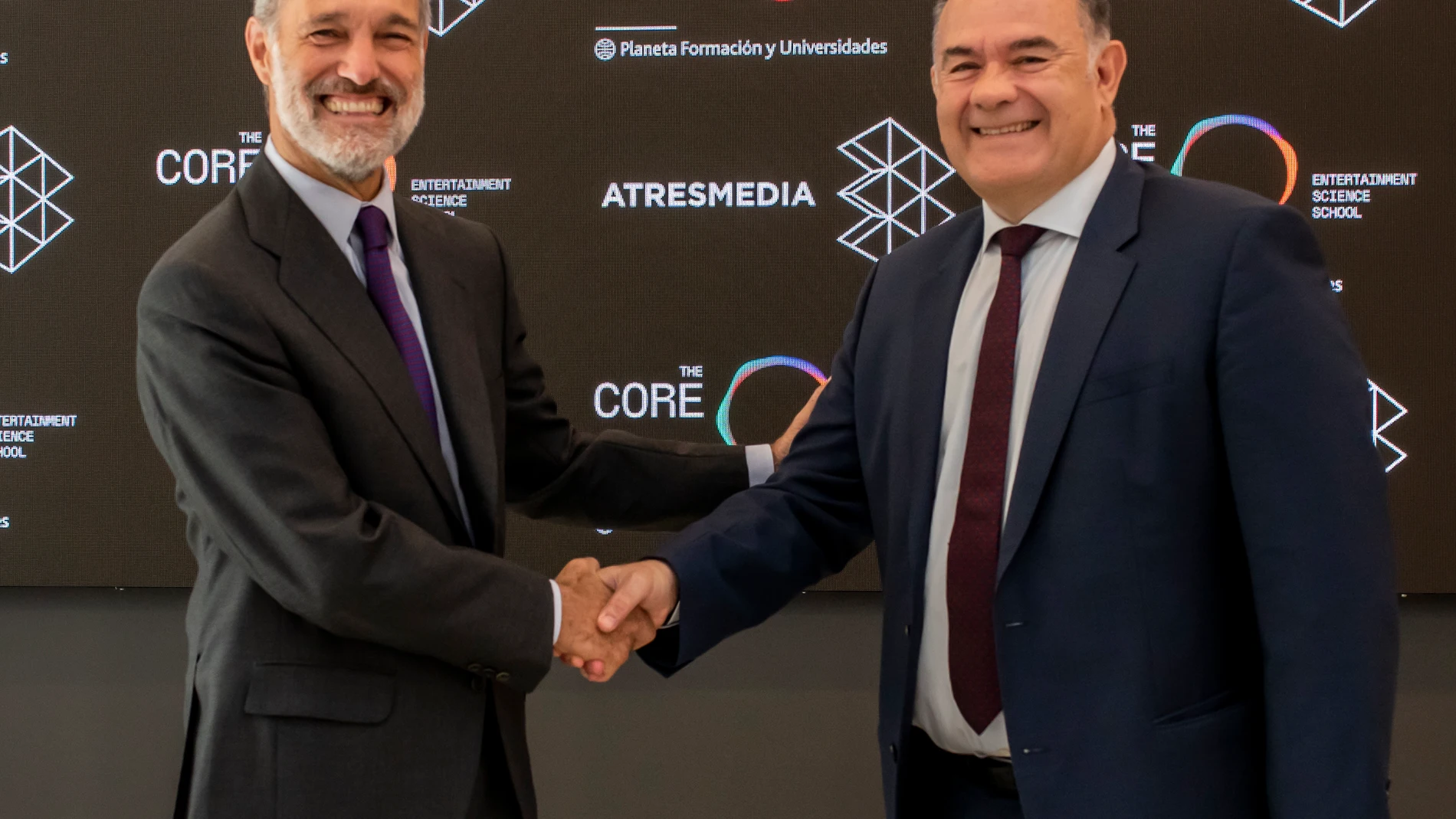 Silvio González, CEO de Atresmedia, y Carlos Giménez, CEO de Planeta Formación y Universidades