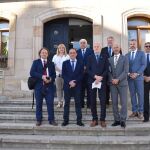 El presidente de la Diputación de Soria, Benito Serrano, recibe a la delegación de senadores de la República Checa