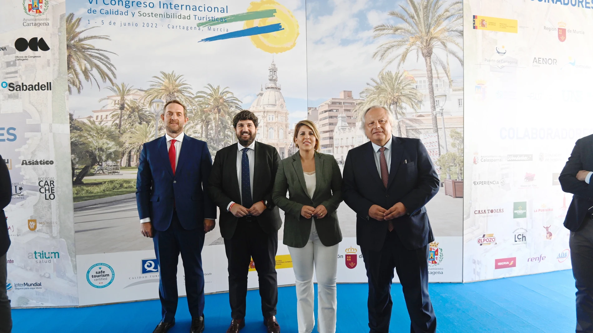 De izquierda a derecha, el secretario de Estado de Turismo, Fernando Valdés; el presidente de la Comunidad, Fernando López Miras; la alcaldesa de Cartagena, Noelia Arroyo, y el presidente del ICTE, Miguel Mirones