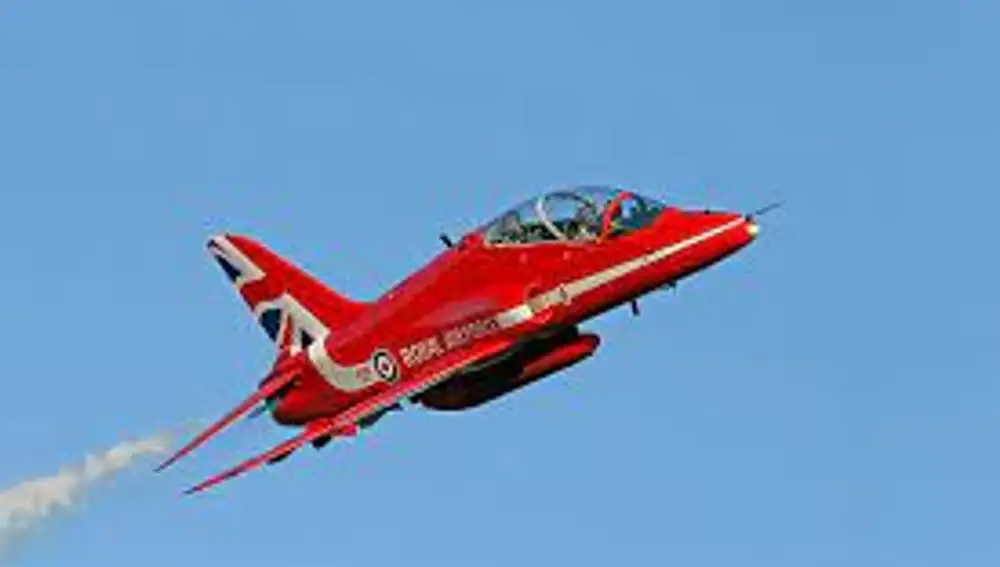 Un avión Red Arrow Hawks británico