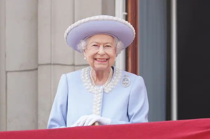 “Isabel II será recordada como una reina más competente que Victoria”