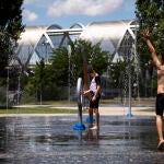 Mantenerse hidratado es fundamental ante la ola de calor