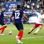  Benzema no para: así ha sido su golazo a Dinamarca con Francia