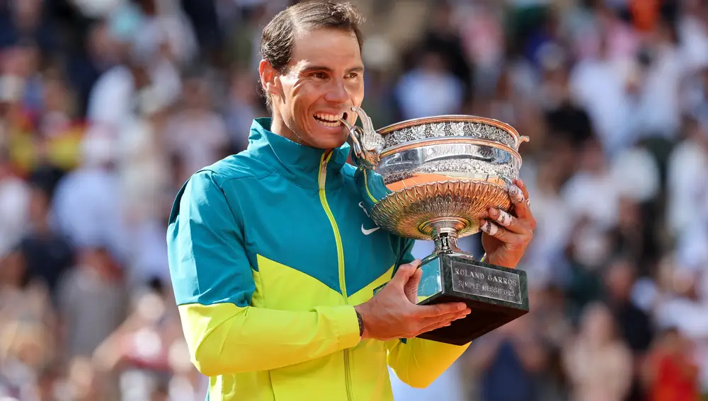 Winner Rafael Nadal of Spain during the trophy ceremony of the men's final during day 15 of Roland-Garros 2022, French Open 2022, second Grand Slam tennis tournament of the season on June 5, 2022 at Roland-Garros stadium in Paris, France - Photo Jean Catuffe / DPPI AFP7 05/06/2022 ONLY FOR USE IN SPAIN
