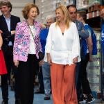 La reina Sofía visita el Banco de Alimentos de Soria, junto a Barcones, Serrano, Martínez y De Gregorio