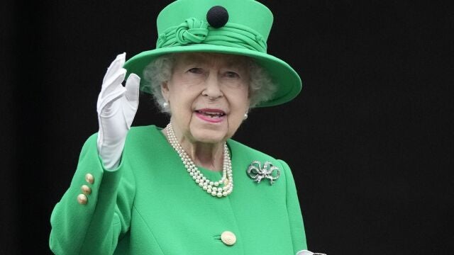 Al parecer, la Reina Isabel II se negó a fotografiarse junto a su bisnieta, Lilibet