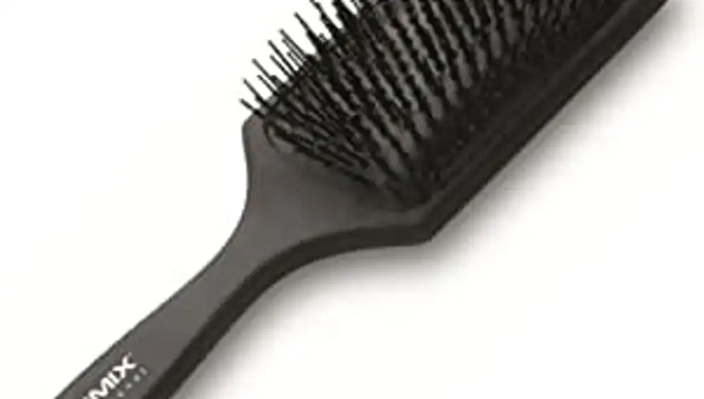 Cepillo de pelo neumático para desenredar, color negro, con mango antideslizante y fibras gruesas y resistentes, de Termix