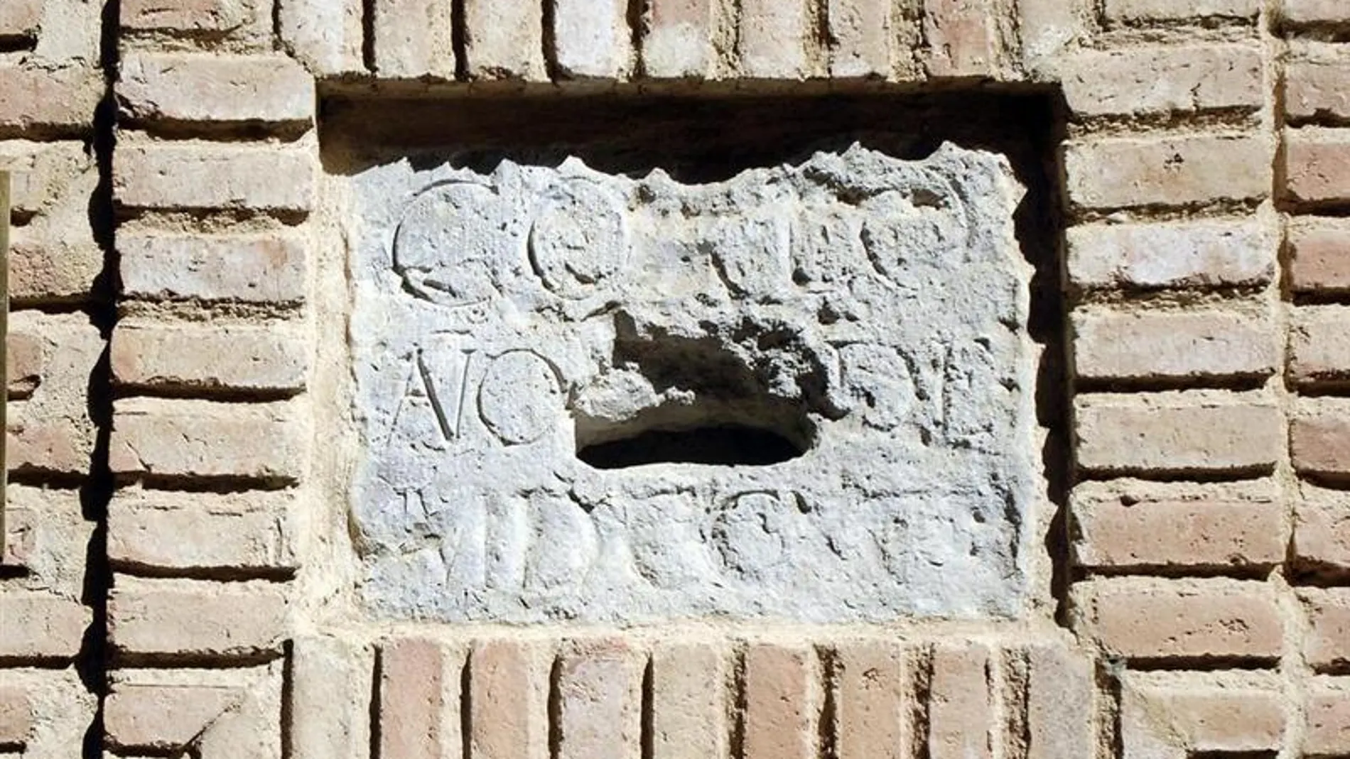 El buzón más antiguo de España en Mayorga (Valladolid)