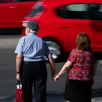 Imagen de una pareja de personas mayores