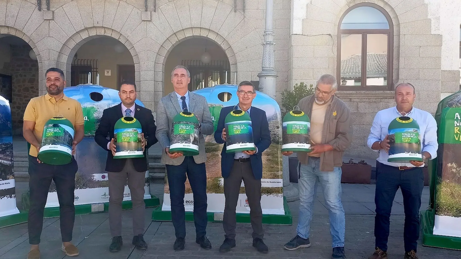 Presentación en El Espinar de la nueva campaña de la Junta y Ecovidrio "Ayuda a la naturaleza, recicla vidrio"