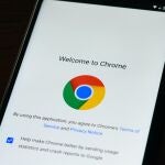 Sí Chrome no deja usar extensiones en Android, habrá que buscar el navegador que lo permita.