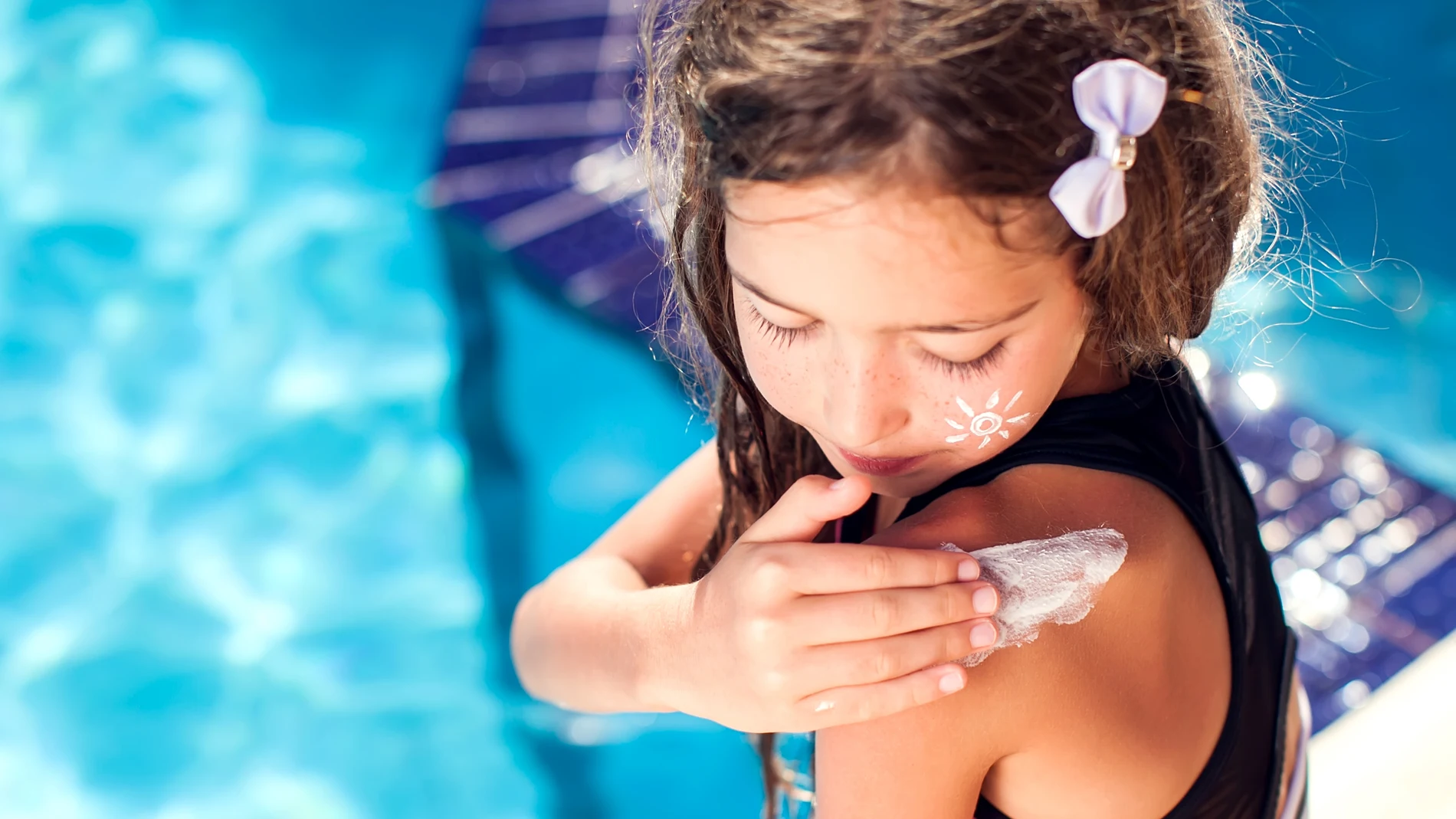 El cuidado de la piel en verano resulta imprescindible en los niños