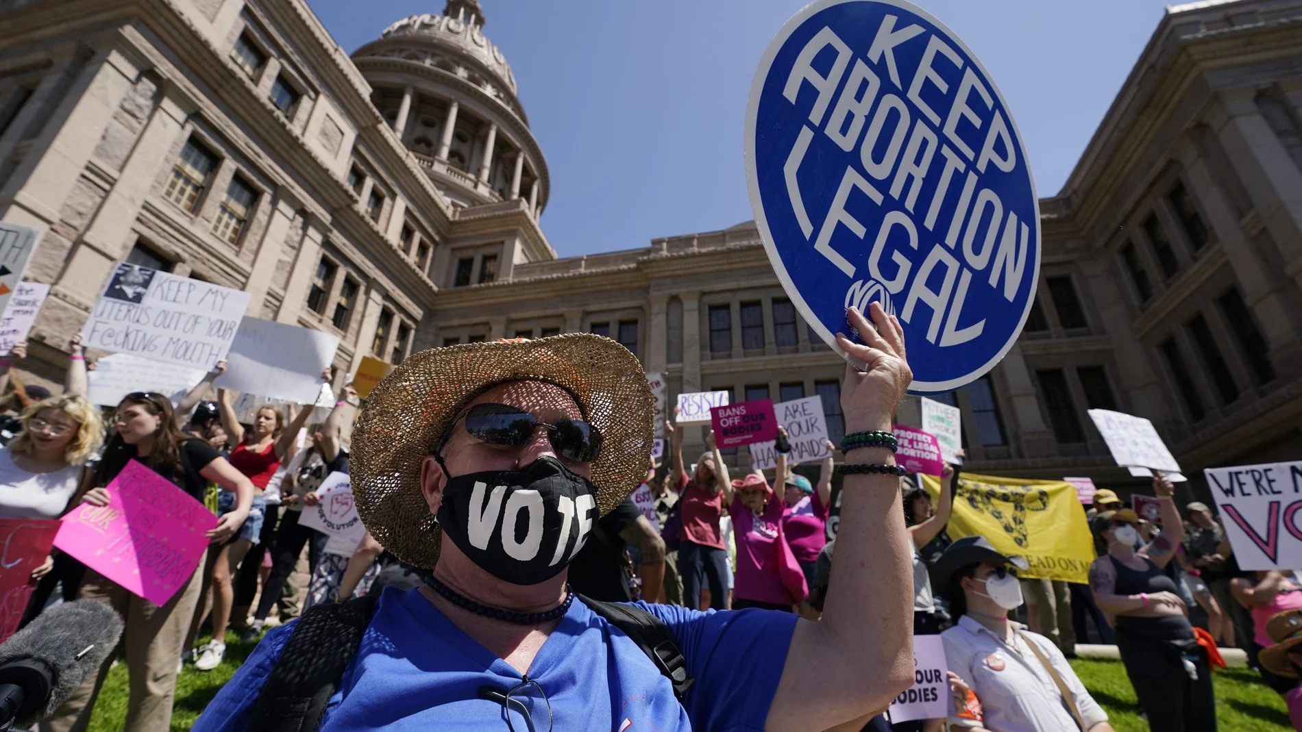 La resolución también asegura que las restricciones al aborto afectan de manera desproporcionadas a las mujeres en situación de pobreza.