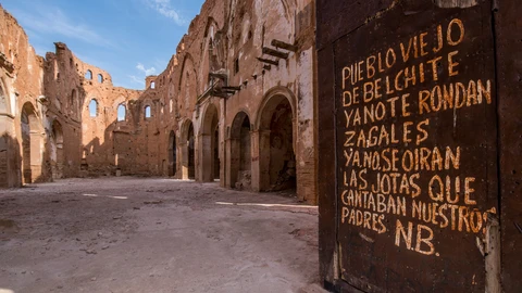 Desde 2013 el pueblo viejo de Belchite está vallado y solo se admiten las visitas guiadas