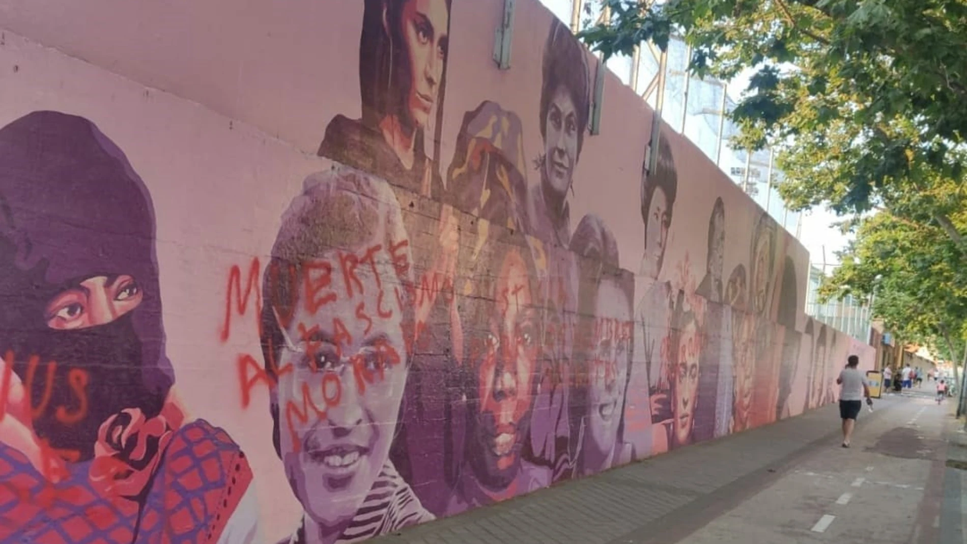 Vandalizado de nuevo el mural feminista de Ciudad Lineal