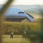 El avión que debía trasladar a los solicitantes de asilo a Ruanda