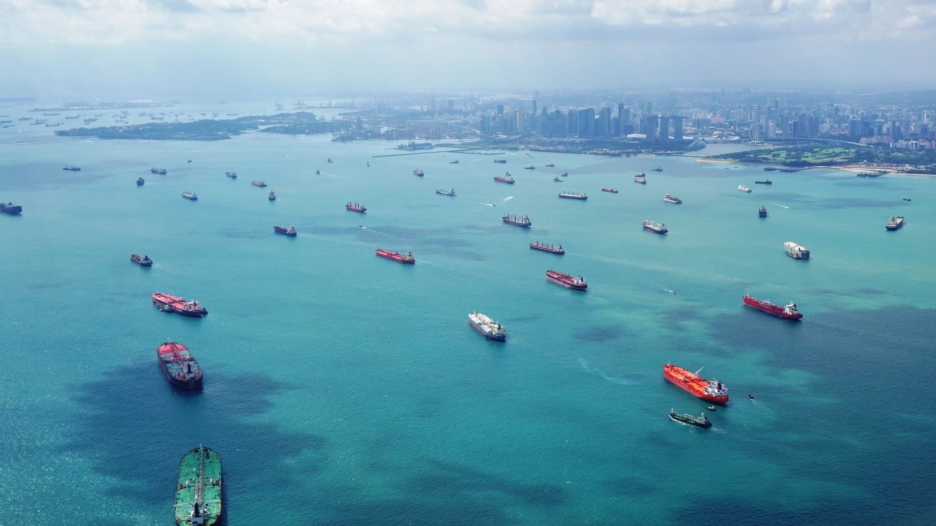 La Organización Marítima Internacional se ha propuesto reducir las emisiones del transporte marítimo para 2050 hasta un 50% respecto a 2008