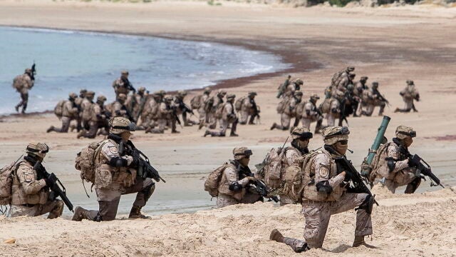 Ejercicios Flotex-22 en la Base Naval de Rota con la participación de España, agrupaciones permanentes de la OTAN y Estados Unidos, Reino Unido y Bélgica, además de las integradas en la fuerza marítima de la Unión Europea (EUROMARFOR)